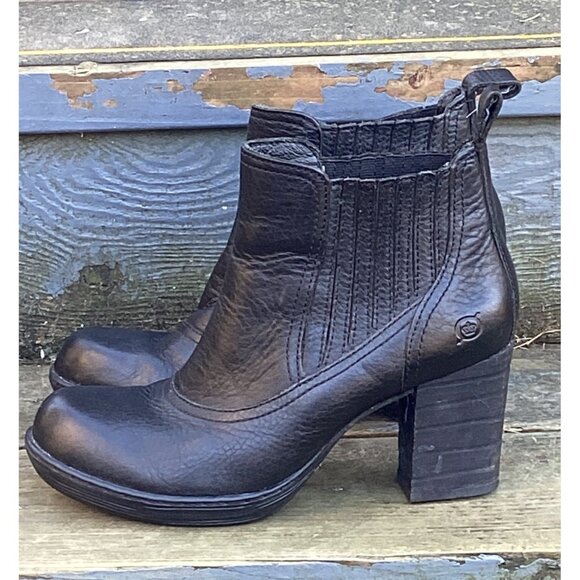 Born Black LeatherChelsea Ankle Boots Block Heel 3” 3/4” Platform US 7.5 EU 38.5 - Picture 3 of 8